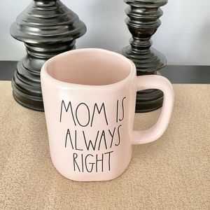 🆕Rae Dunn MOM IS ALWAYS RIGHT Ceramic Mug